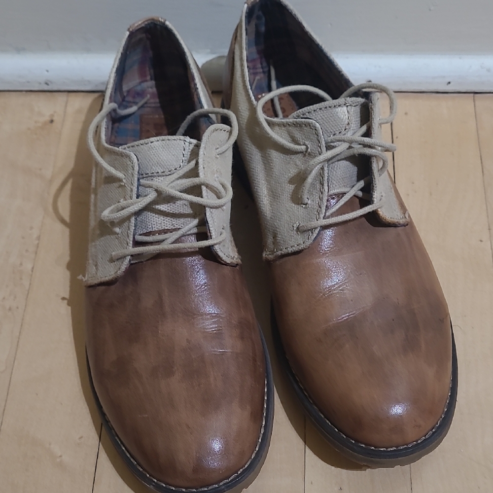 Men's Brown Lace-Up Saddle Shoes